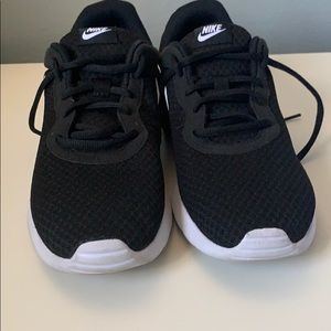 Nike Tanjun Lifestyle Shoes